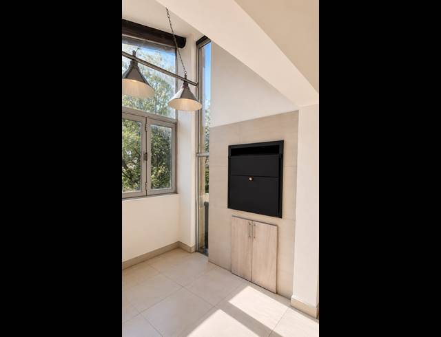 2 BEDROOM TOWNHOUSE FOR SALE IN VAALPARK